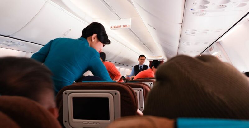 do airlines hire plus size cabin crew