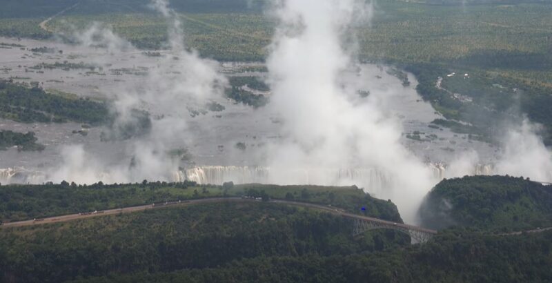 worst time to visit victoria falls